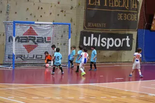 La cantera del Atlético Benavente recupera la competición federada con la nueva Liga Zamora-Salamanca