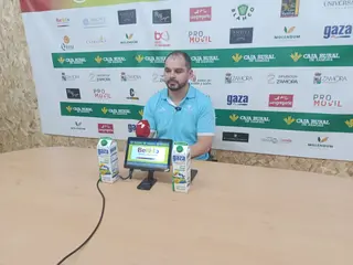 Felipe Barrientos, En Rueda De Prensa