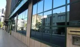 Recursos Energéticos y Banca y Seguros, sectores en los que más importa la experiencia