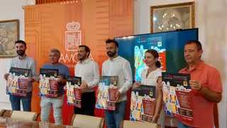 Presentación Encuentro Gigantes Y Cabezudos