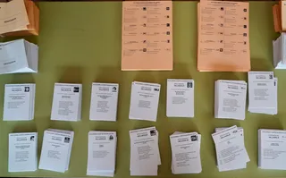 Papeletas de las elecciones a las Cortes Generales | Leticia Pérez / ICAL