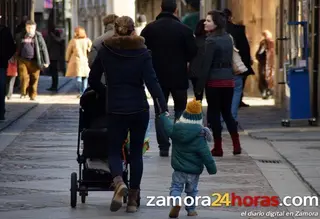 La prestación por maternidad, ¿exenta de IRPF?