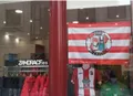 Escaparate tienda oficial del Zamora CF . Archivo