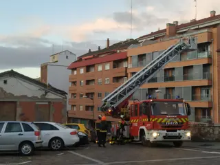 GALERÍA: Derrumbe parcial de un edificio en Zamora