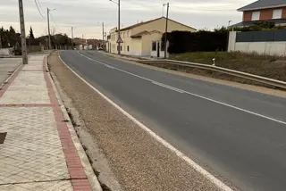 Carretera N-630 a su paso por Roales del Pan