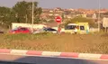 Ambulancia y Guardia Civil en un accidente cerca de Morales. Archivo