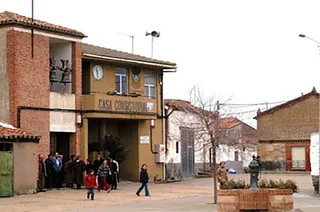 Valdefinjas Ayuntamiento