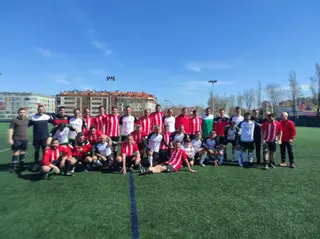 Los veteranos del Zamora CF disfrutan de un gran partido contra el Racing de Santander