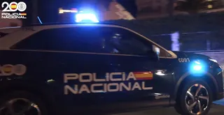 Coche de la Policía Nacional - POLICÍA NACIONAL