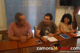 Viñas asegura que el nuevo gobierno local acabará con "los compromisos y peticiones verbales"