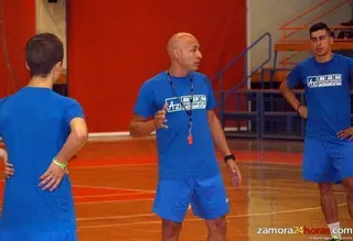 Juanito: “Jugamos ante un recién ascendido pero no nos fiamos”