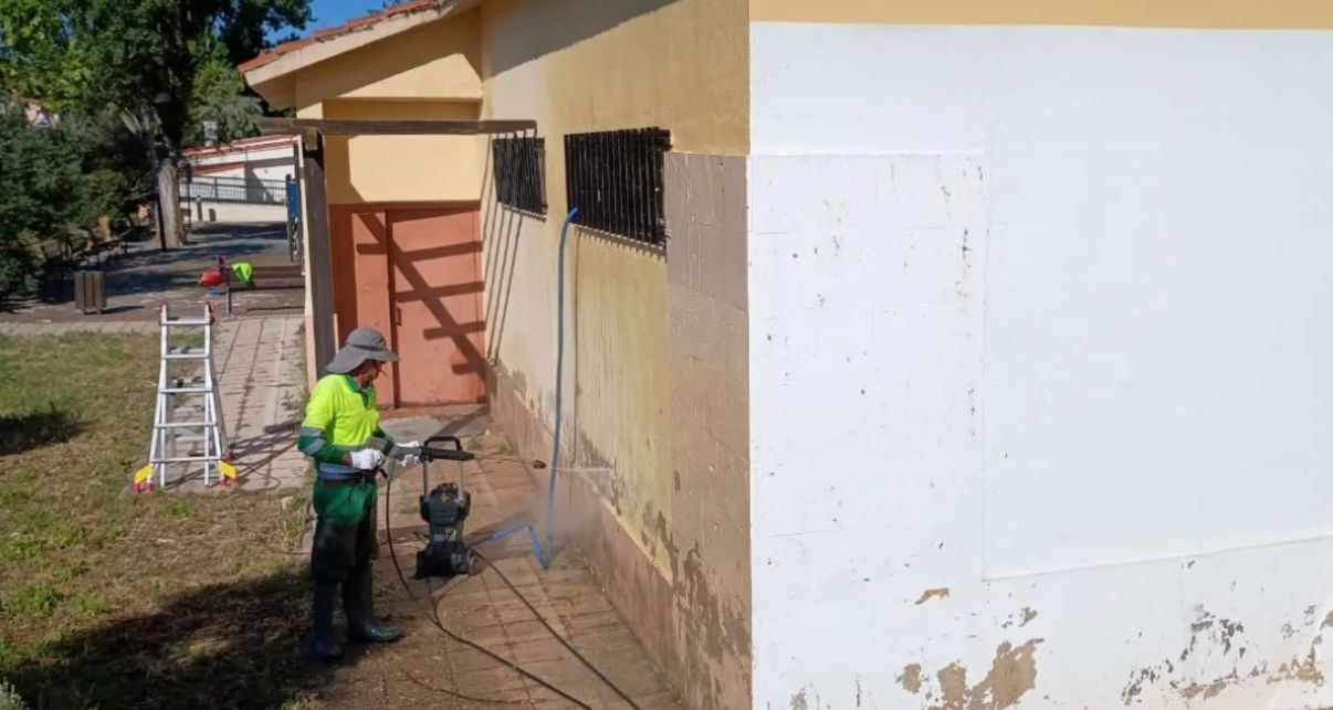 Imagen De Adecuaci&oacute;n Del Exterior De Los Vestuarios De Los Pelambres