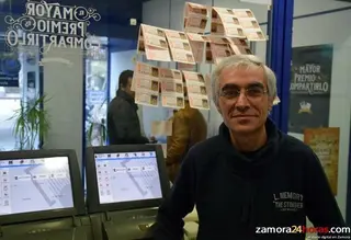 Diego: "El Gordo de la Lotería de Navidad acabaría con la crisis económica de un plumazo"