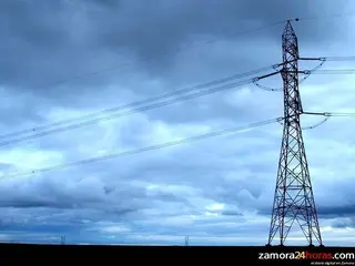 La Alianza UPA-COAG tilda de “atraco a mano armada” la subida de la luz prevista para enero de 2014
