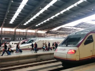 Ave tren vias viaje renfe