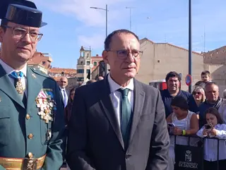 Ángel Blanco y Jesús José González en la avenida de la Feria 
