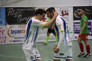 Atlético Benavente celebra un gol. Archivo
