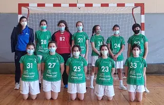 Las senior del Balonmano Zamora caen en la ida por el tercer puesto