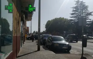 Termometro calor tiempo. Archivo