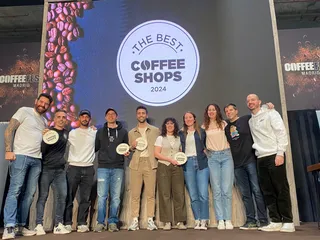 La cafetería zamorana 'Venga Va' de Óscar Alonso, quinto por la izquierda, reconocida como una de las mejores de España.