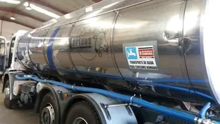 La Diputación llevará agua potable en camiones cisterna. Archivo