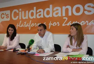 Ciudadanos persigue un Ayuntamiento "limpio, abierto y al servicio de las personas"