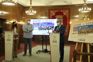 Presentación del cupón de la ONCE con la imagen de Fermoselle Foto: María Lorenzo