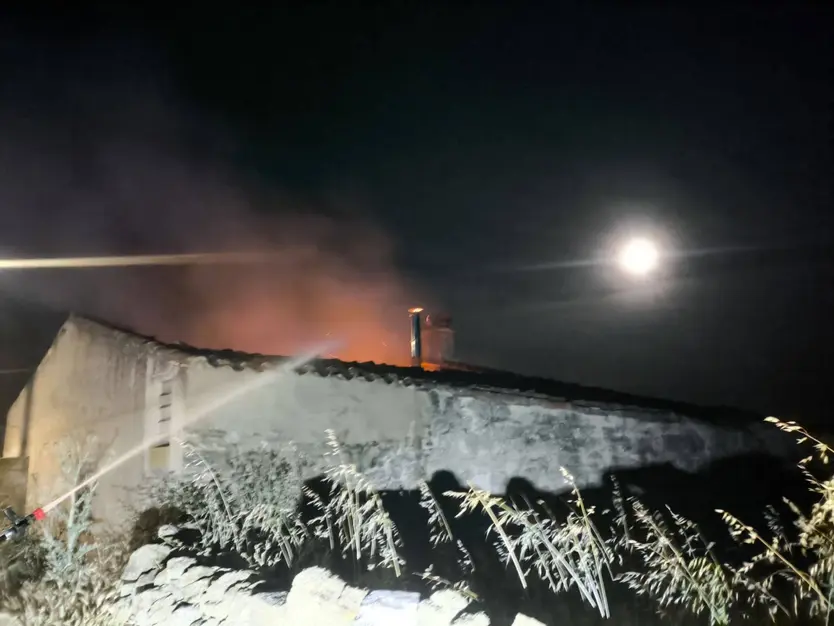 Incendio En Una Vivienda En Pereruela De Madrugada