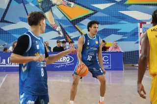 Instante de un encuentro del CB Zamora durante esta temporada