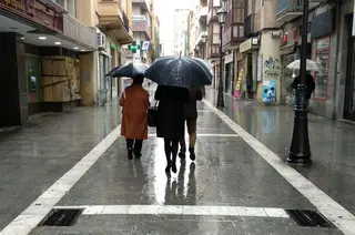 Tiempo meteo lluvia santorcuato paraguas