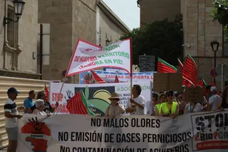 Manifestación en contra de las platas de biogás en Zamora