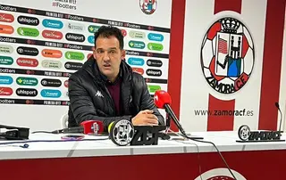 Ramón González en la rueda de prensa tras el empate en el Ruta