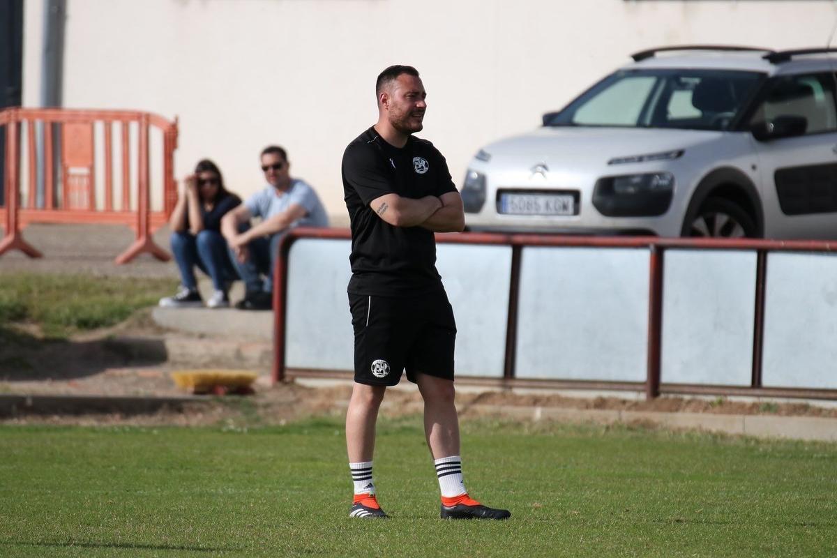 Último partido de Miguel Romasanta y su staff con los colores del Zamora CF