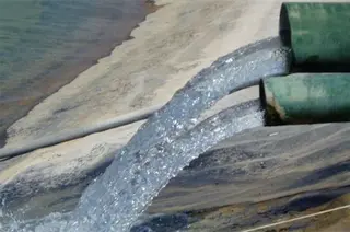 Regantes agua