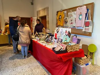 Mercado solidario de la Cofradía Virgen de la Concha (8)