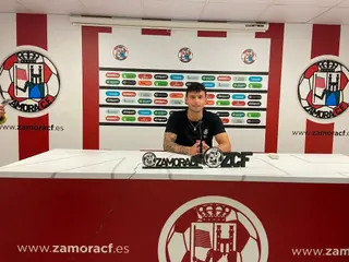 Ander El Haddadi en rueda de prensa