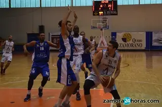 Hansen, del Aquimisa Queso Zamorano, el jugador de LEB Plata que más triples anota