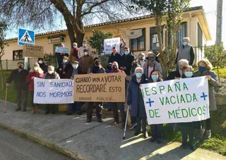 Nueva concentración de los vecinos de Pozoantiguo