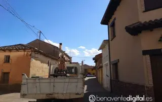 VIDEO | El Padre Eterno procesiona en camión por Camarzana