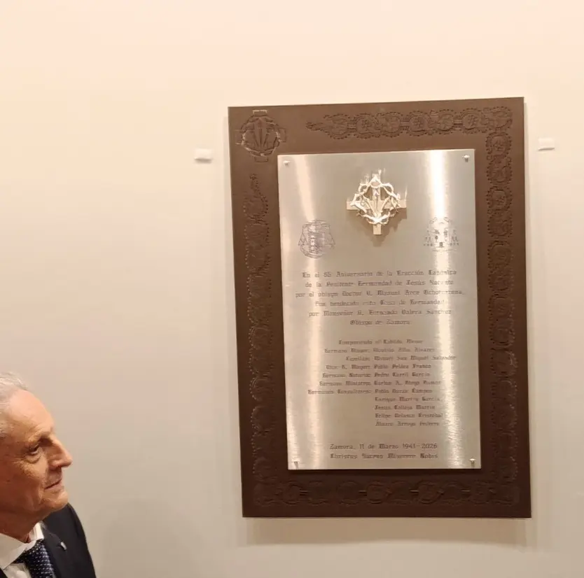 Placa conmemorativa