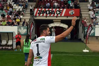 Garrote saque honor zamora