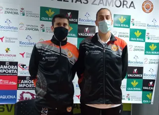 Jacinto Carbajal y Gala Mestres en rueda de prensa