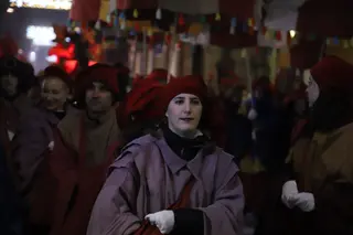La ilusión de los más pequeños inunda Zamora en una cabalgata mágica de los Reyes Magos (2)