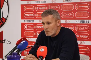 Óscar Cano, en rueda de prensa este domingo | Carlos G. Rodríguez