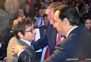Los líderes políticos de Zamora muestran su apoyo al periodista zamorano