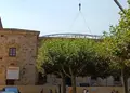 Imagen de la instalación de la cubierta del patio del Parador de Zamora