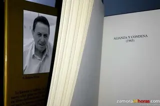 La Biblioteca Pública de Zamora homenajea a Claudio Rodríguez en el octogésimo aniversario de su nacimiento . Archivo