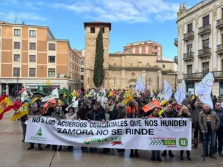 GALERÍA | Protestas en el campo zamorano: multitudinaria tractorada este jueves | María Lorenzo