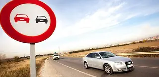 Tráfico reubicará señales y repintará las carreteras para restringir los adelantamientos