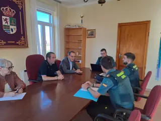 Imagen de la reunión en Fuentes de Ropel
